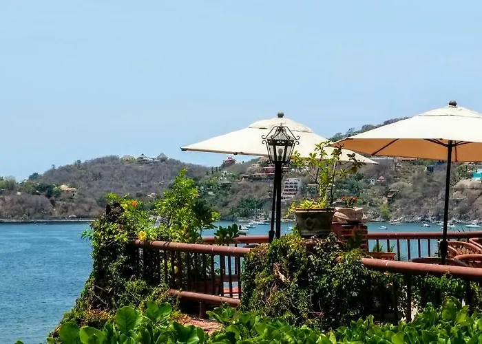 Aura Del Mar Zihuatanejo
